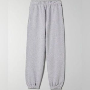 TNA Cozy Fleece Boyfriend Sweatpant Heather Chrome